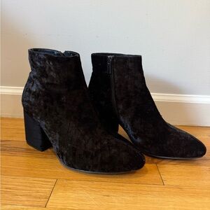 New Black Velvet Boots